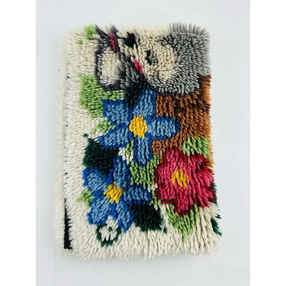 Vintage Latch Hook Rug Wall Hanging Bears Heart Completed Finished #4381 Baby Mo